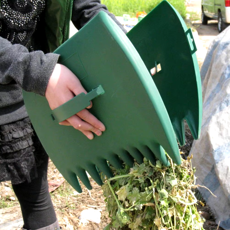 Leaf Collector Tool